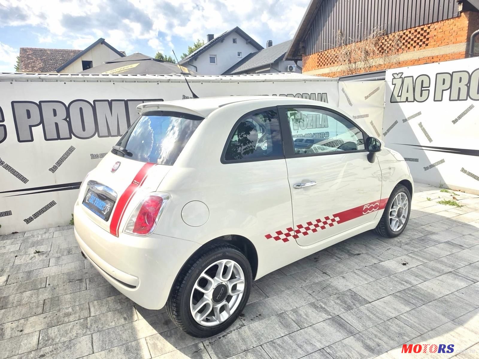 2011' Fiat 500 photo #4