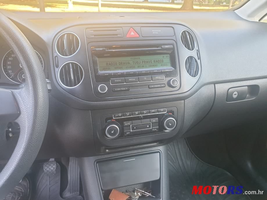 2011' Volkswagen Golf Plus 1,6 Tdi photo #5