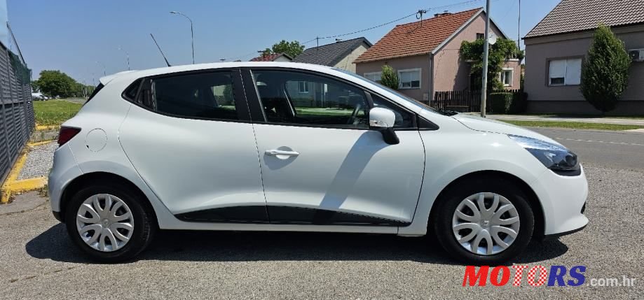 2015' Renault Clio Dci 90 photo #4