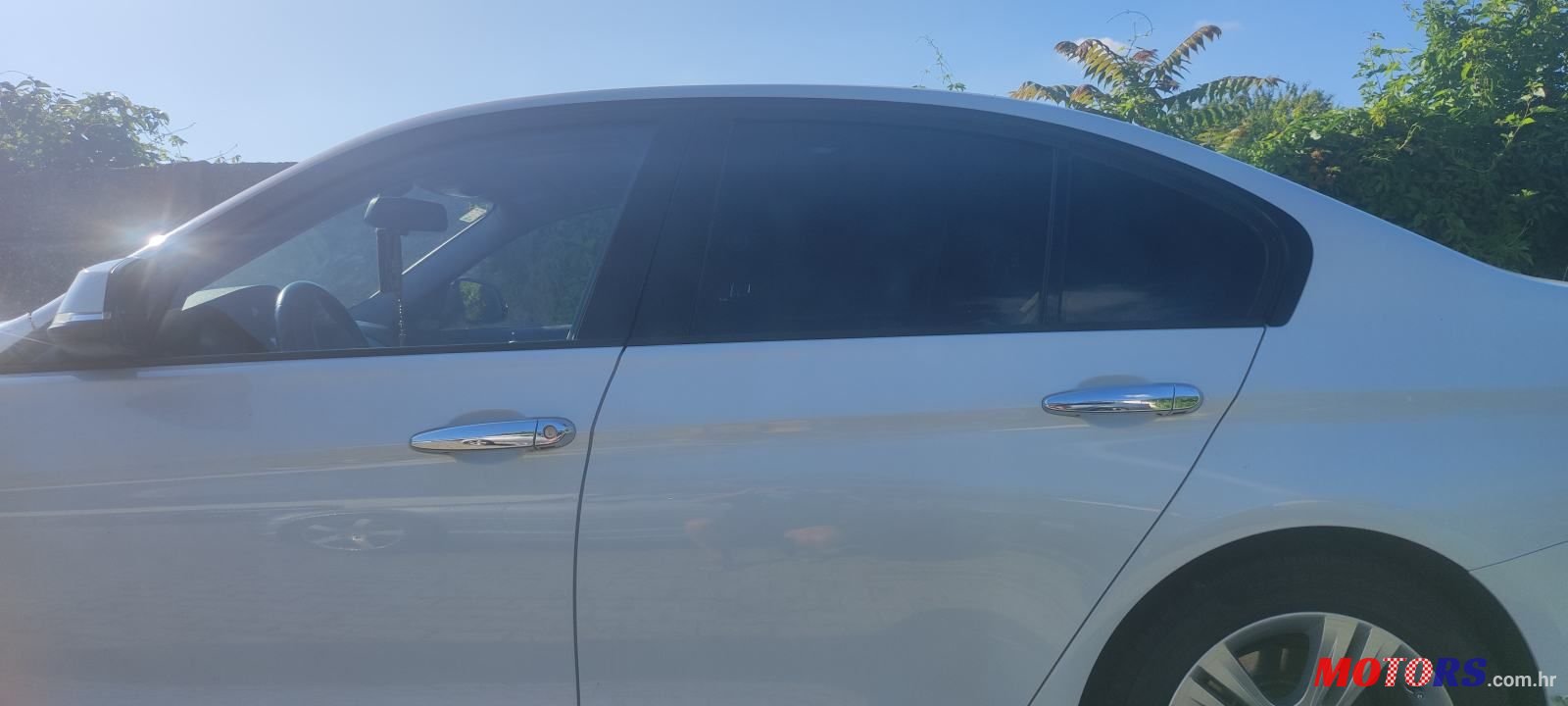 2012' BMW Serija 3 318D photo #2