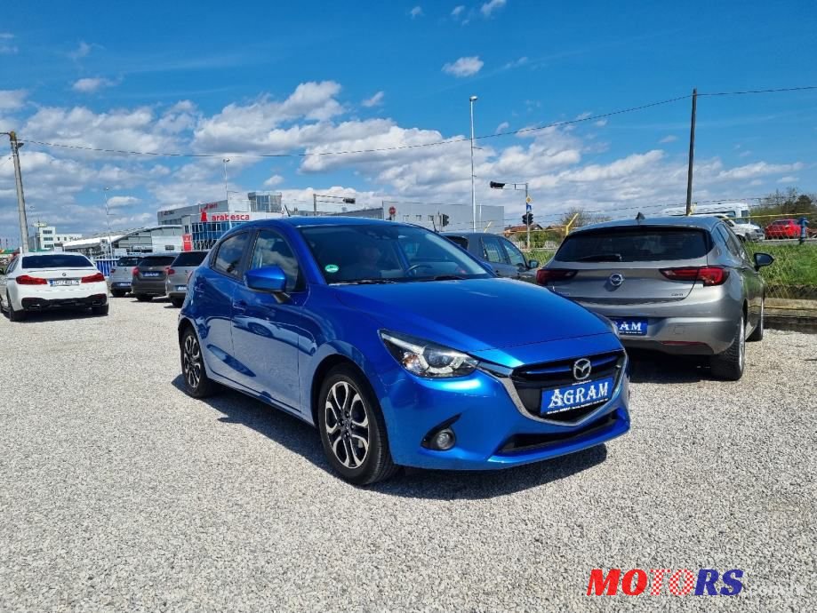 2015' Mazda 2 photo #2
