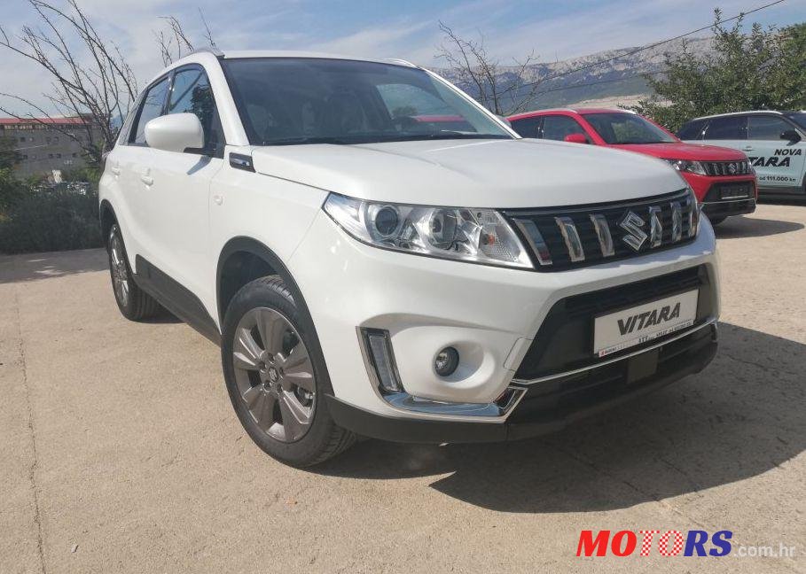 2019' Suzuki Vitara 1,0 photo #1