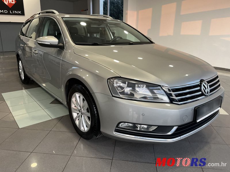 2014' Volkswagen Passat Variant photo #3