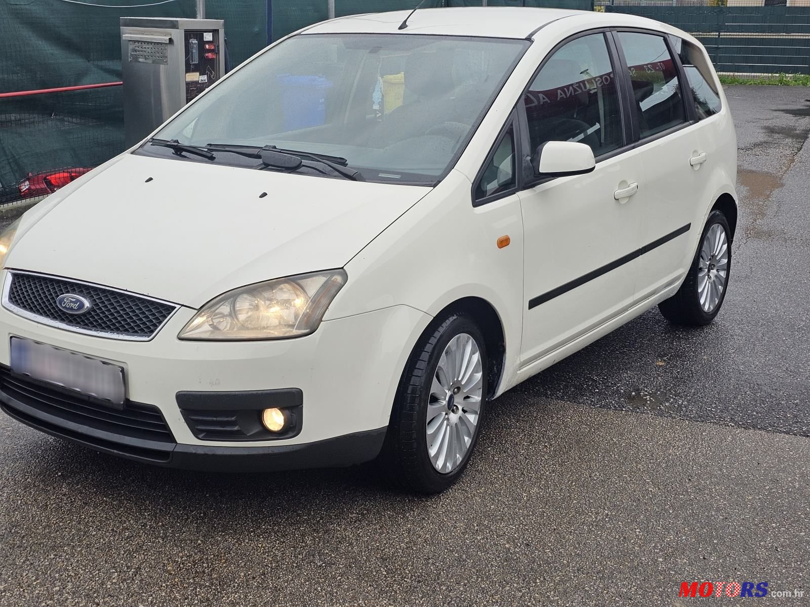2004' Ford C-MAX 1.6Tdci photo #3
