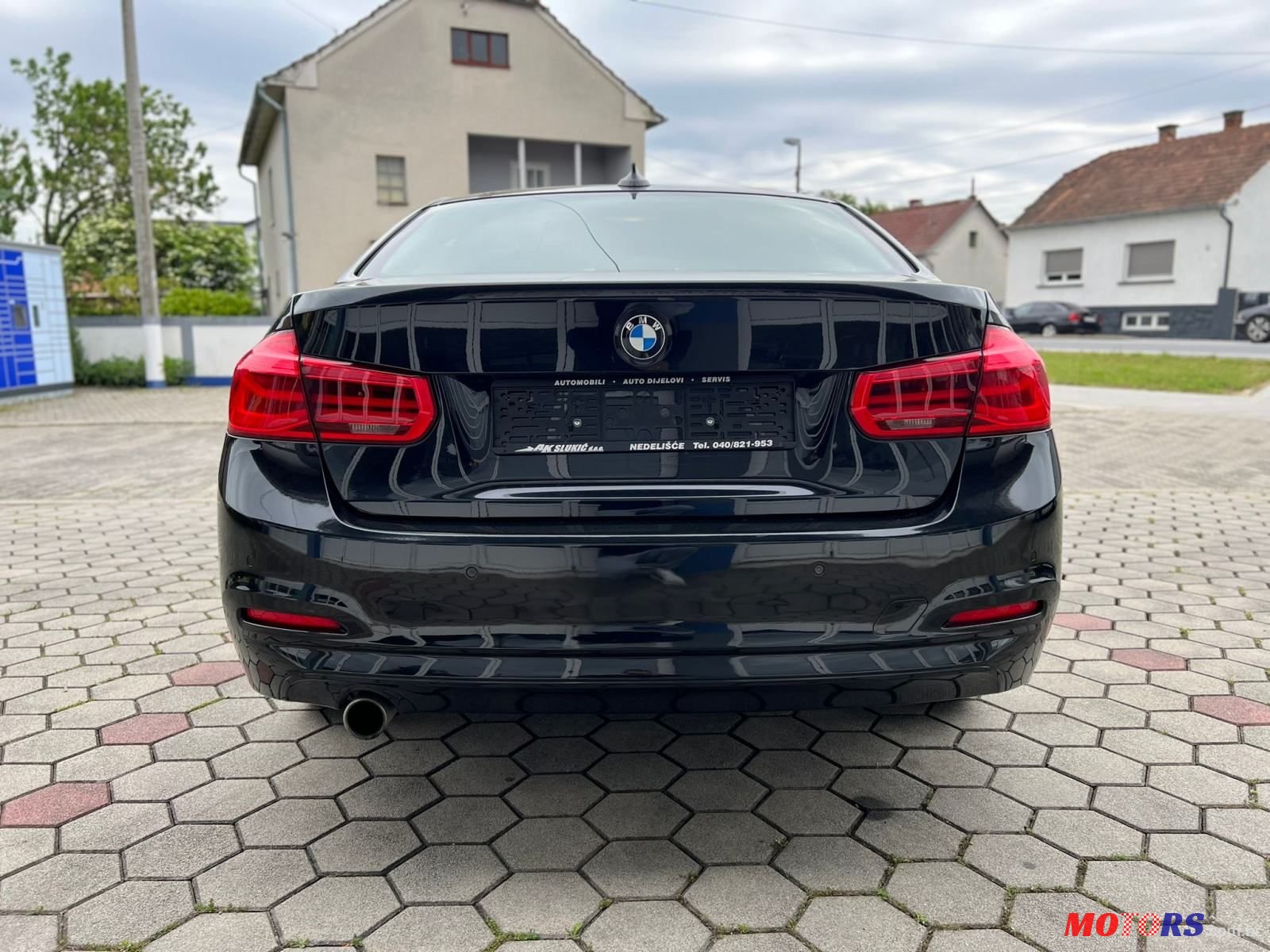 2017' BMW Serija 3 316D photo #6
