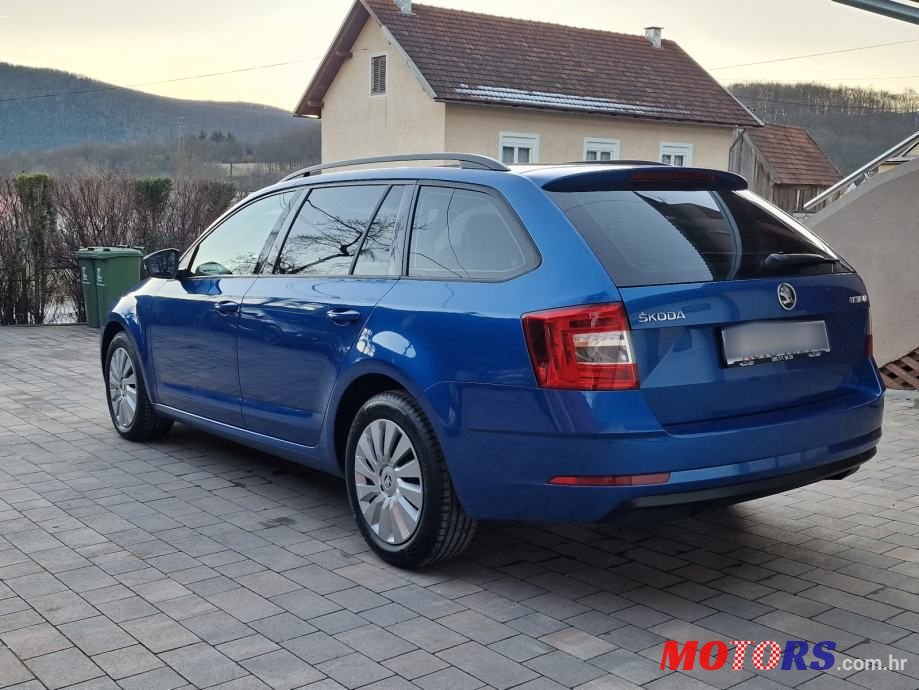 2019' Skoda Octavia Combi photo #4