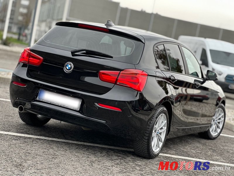 2017' BMW Serija 1 118D photo #4