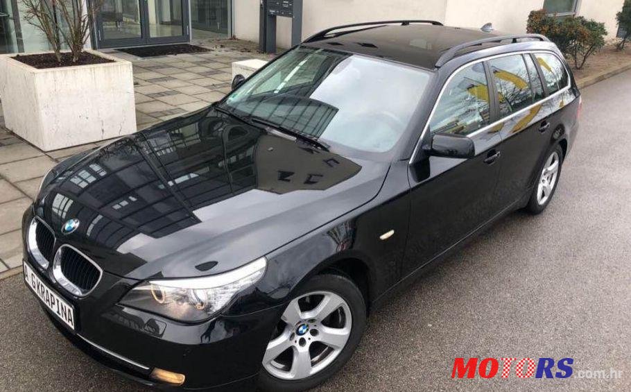 2009' BMW Serija 5 Touring 520D photo #1