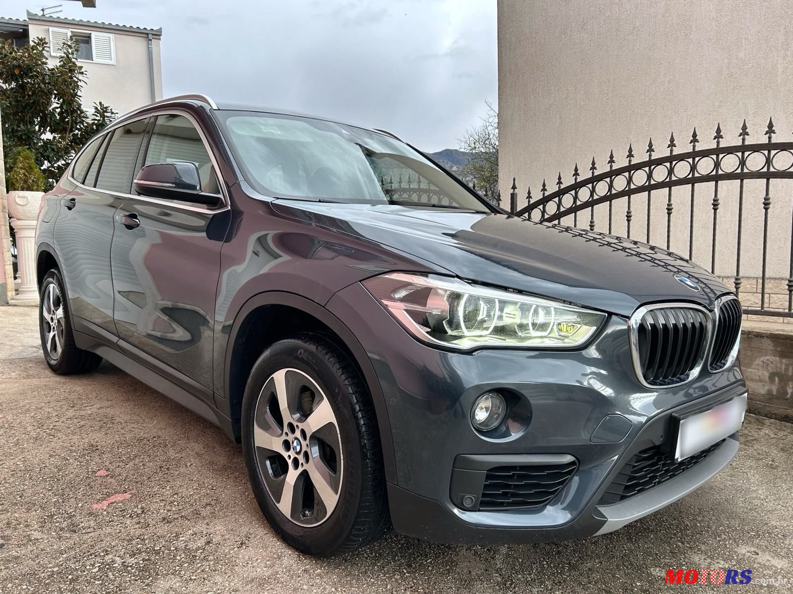 2019' BMW X1 Sdrive18D photo #2