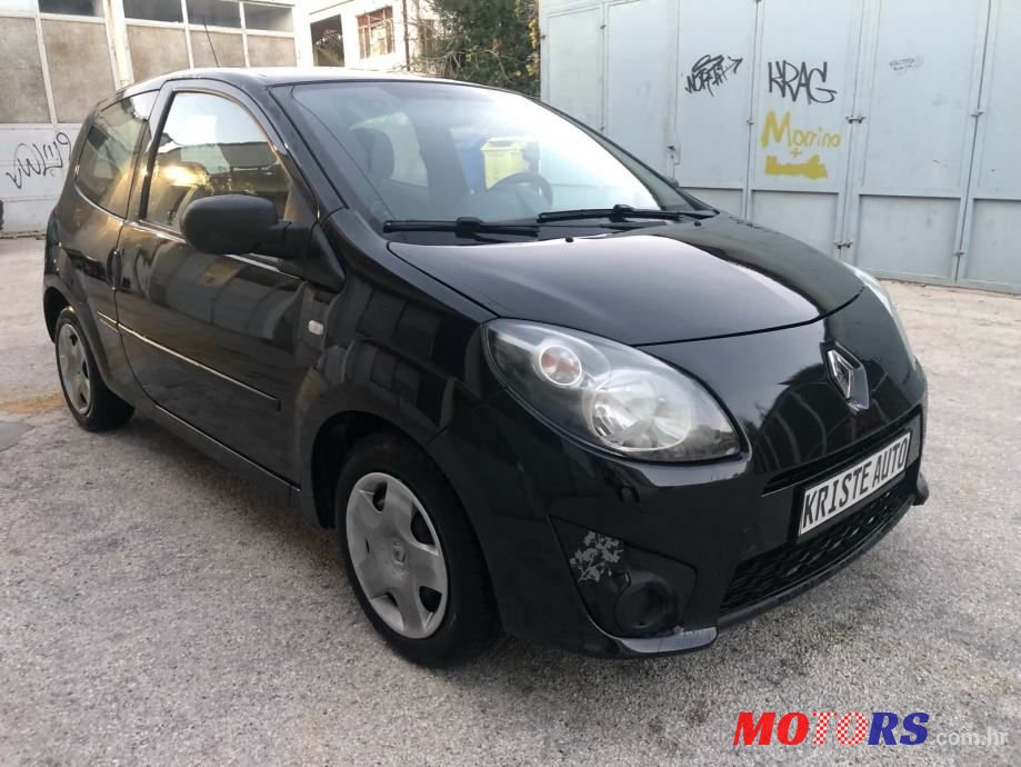 2011' Renault Twingo photo #2
