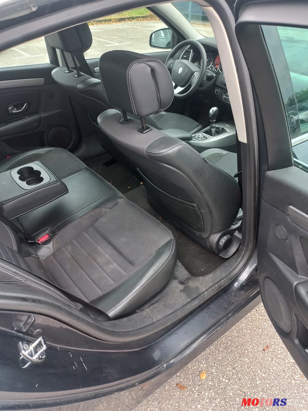 2011' Renault Laguna 1,5 Dci photo #5