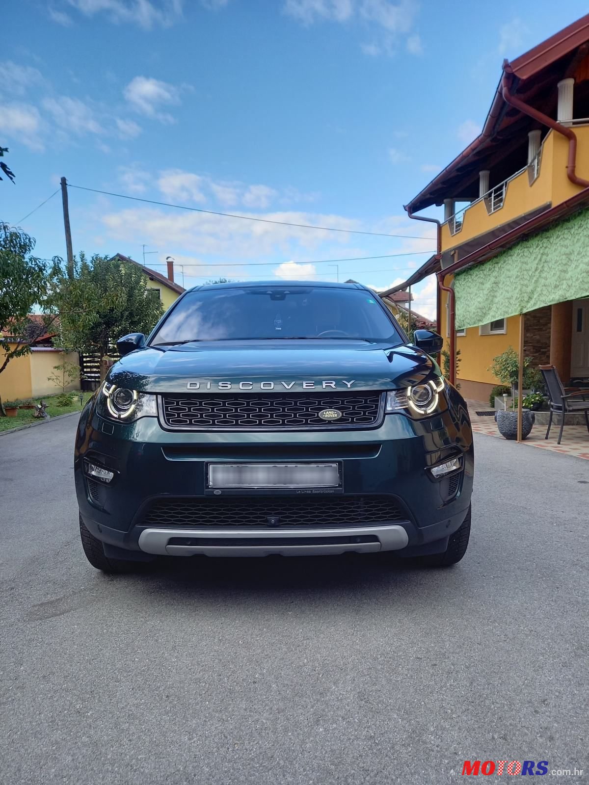 2017' Land Rover Discovery Sport 2.0 Td4 Hse photo #3