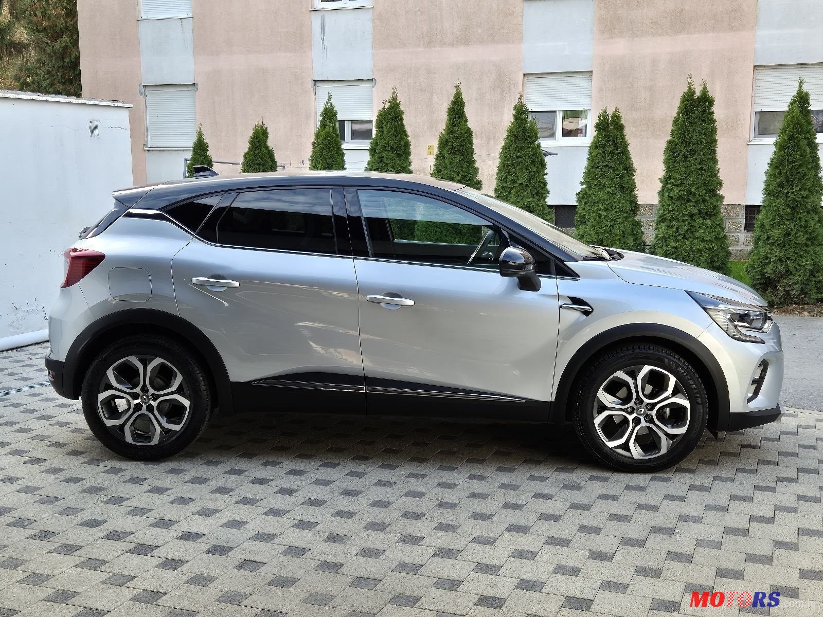 2021' Renault Captur Tce photo #4