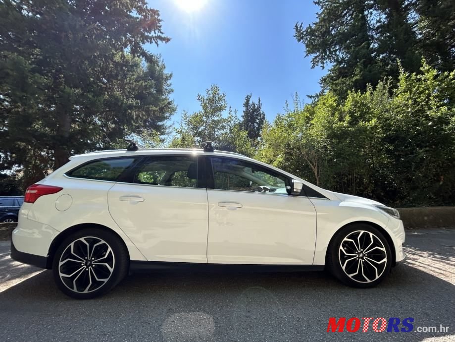 2016' Ford Focus Karavan photo #1