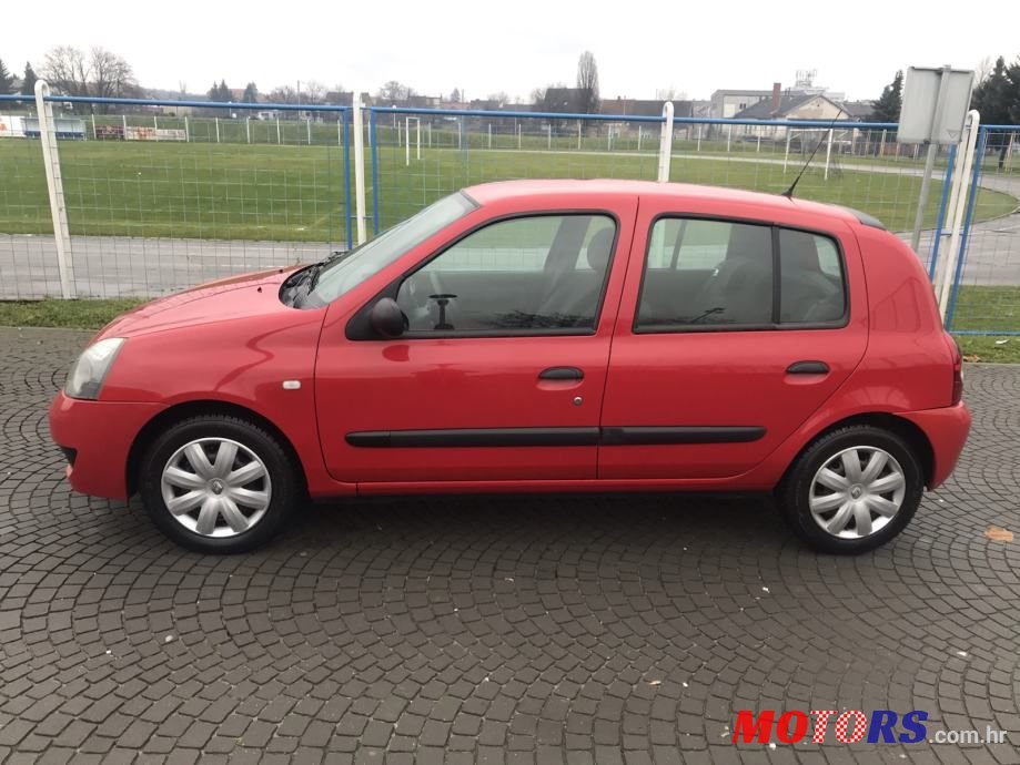 2007' Renault Clio 1,2 photo #3