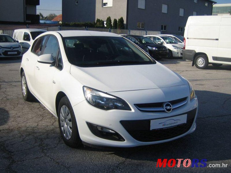 2014' Opel Astra 1.6 Cdti Eco Flex photo #2