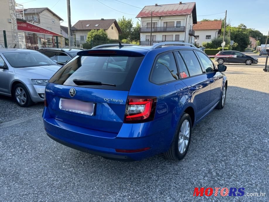 2017' Skoda Octavia Combi photo #5