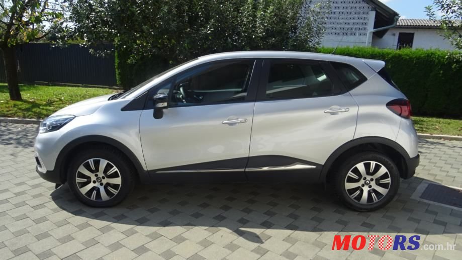 2019' Renault Captur Dci photo #3