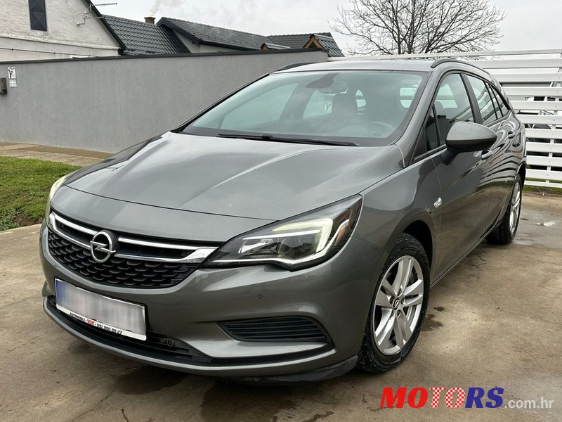 2016' Opel Astra Karavan photo #3