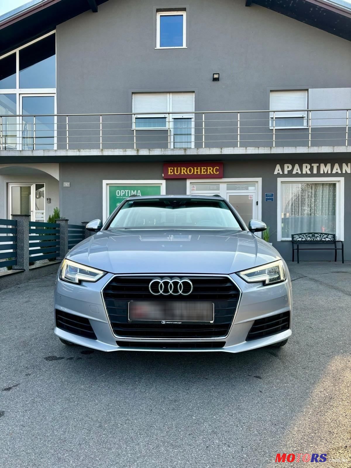 2019' Audi A4 Avant photo #5