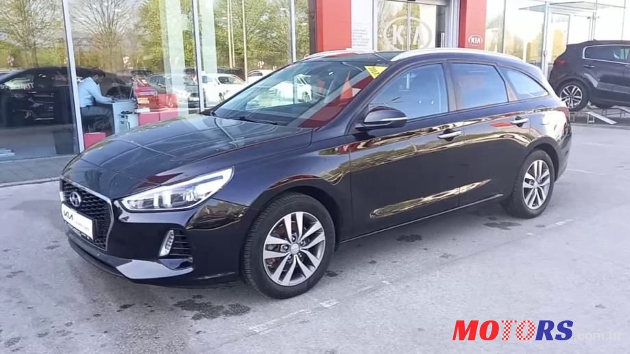 2017' Hyundai i30 photo #4