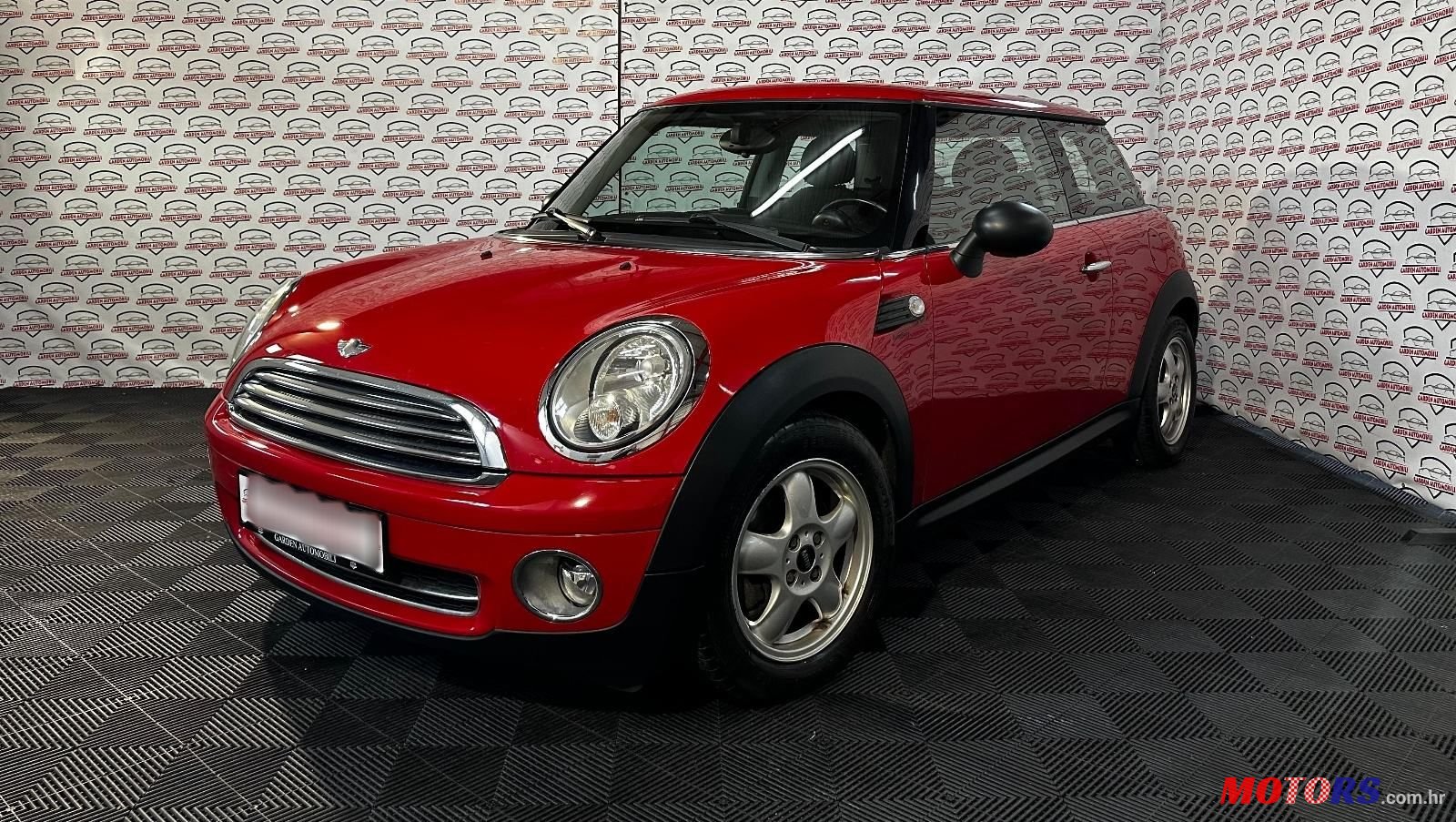 2010' MINI One 1.6 photo #1