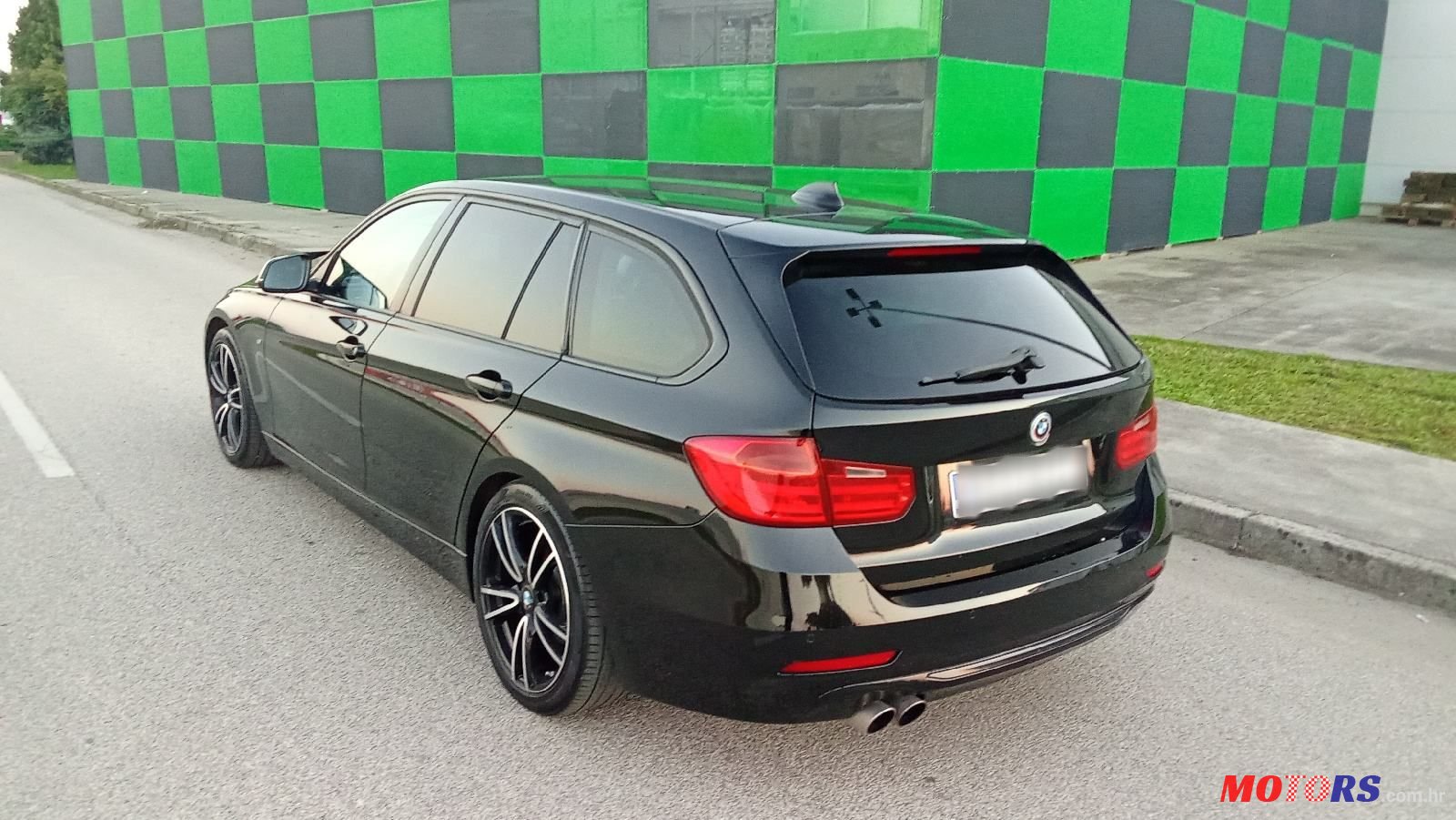 2012' BMW Serija 3 318D Touring photo #1