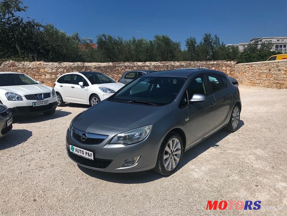 2010' Opel Astra 1,4 photo #1