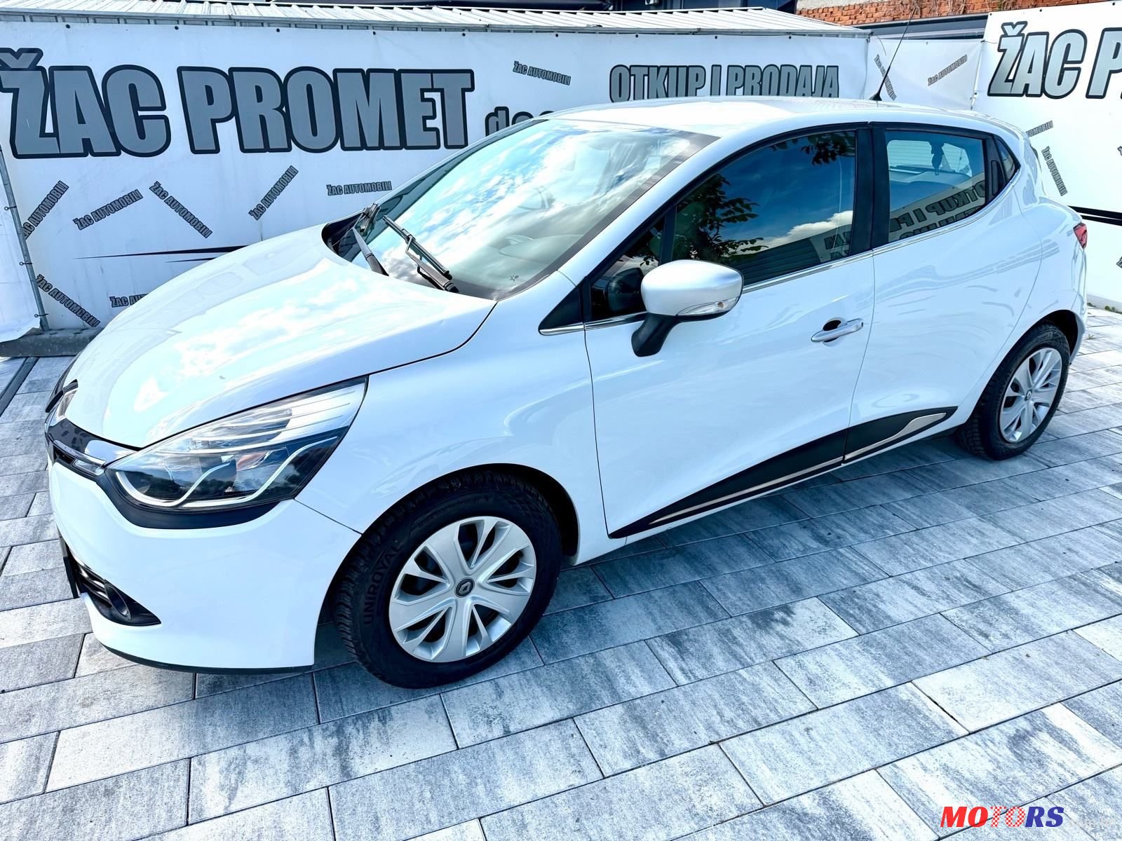 2014' Renault Clio 1.5 Dci photo #1