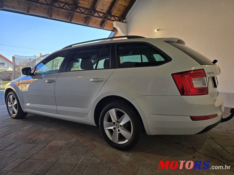 2015' Skoda Octavia Combi photo #6