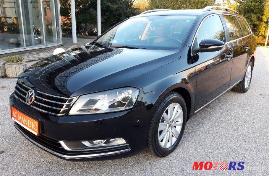 2012' Volkswagen Passat Variant 1,6 Tdi photo #1
