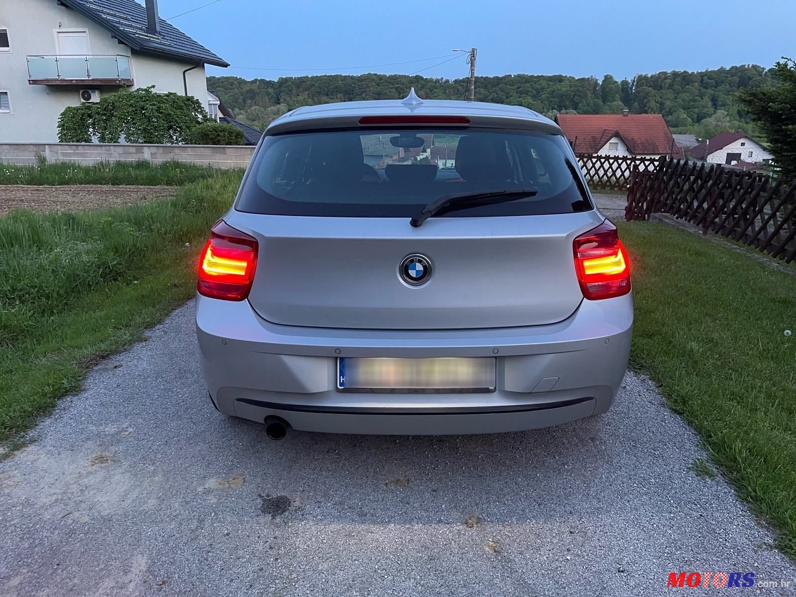 2011' BMW Serija 1 118I Sport photo #6