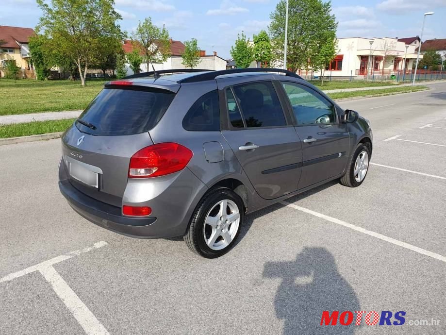 2010' Renault Clio 1,2 16V photo #4