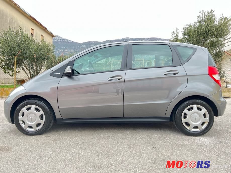 2012' Mercedes-Benz A-Klasa photo #5