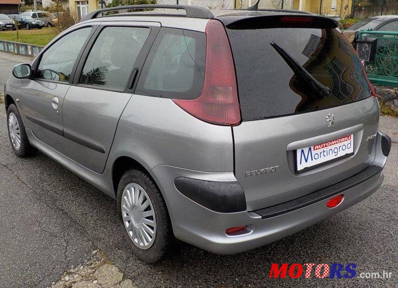 2004' Peugeot 206 Break photo #2