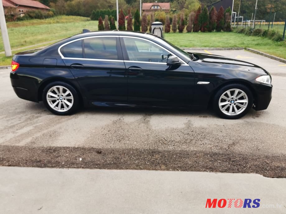 2010' BMW Serija 5 530D photo #3
