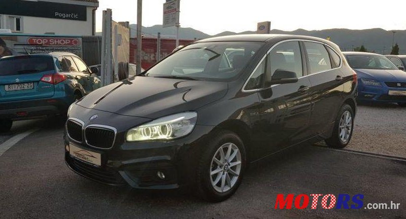 2017' BMW Serija 2 Active Tourer 216D photo #1