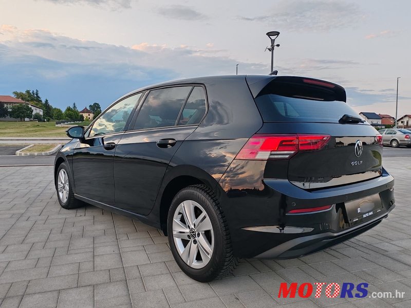 2022' Volkswagen Golf VIII 2,0 Tdi photo #5