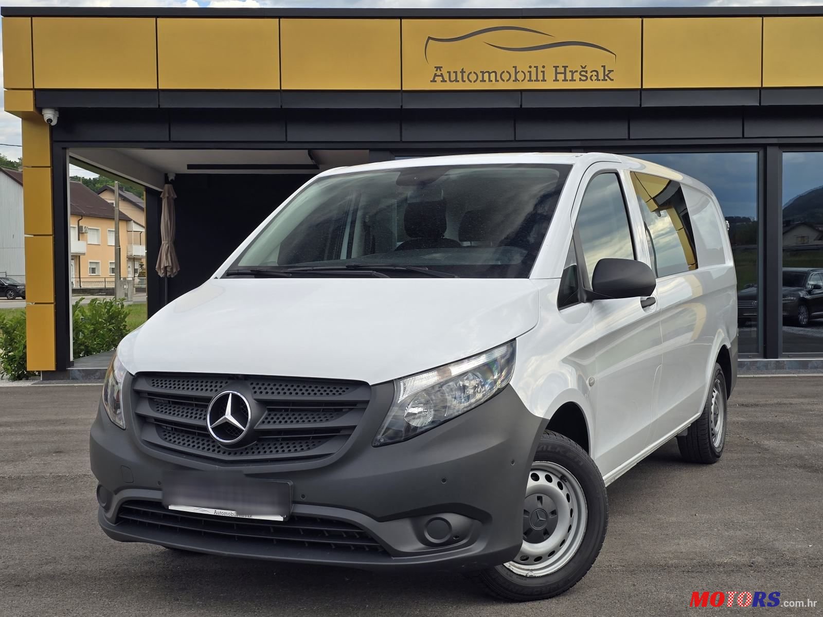 2023' Mercedes-Benz Vito 116 Cdi photo #1