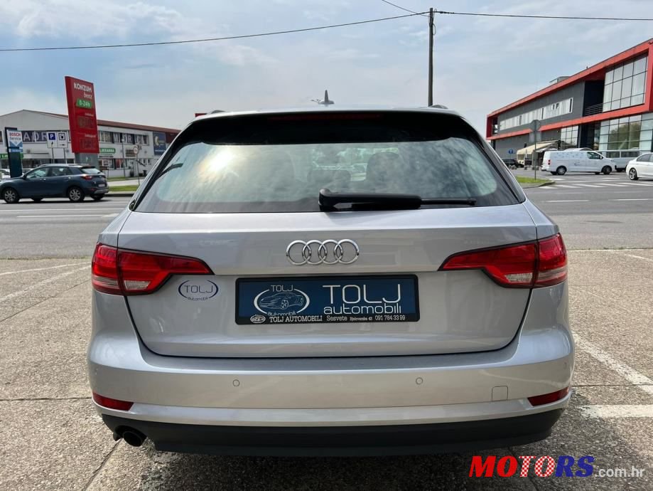 2016' Audi A4 Avant photo #5