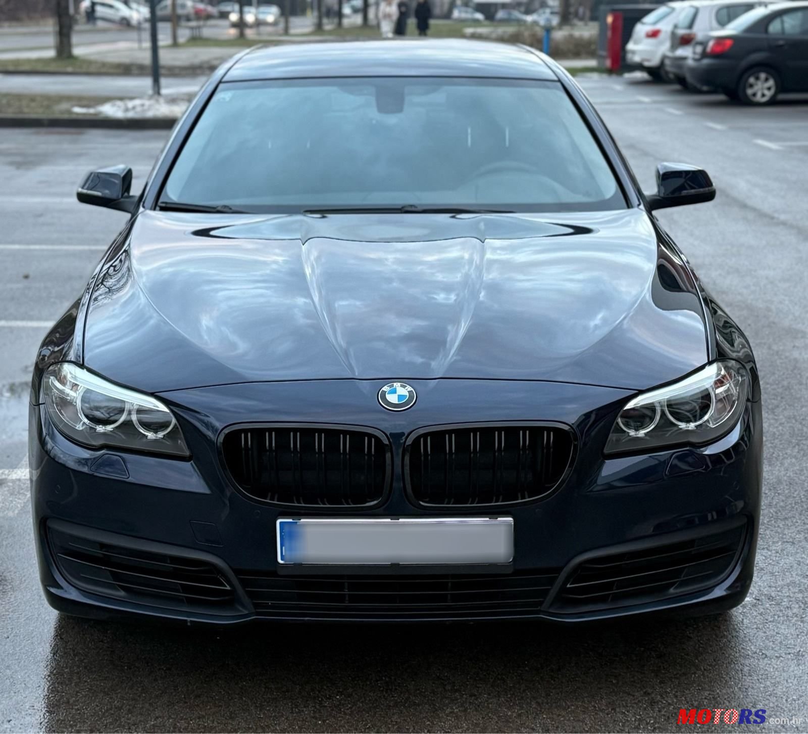 2016' BMW Serija 5 Touring 520D photo #4