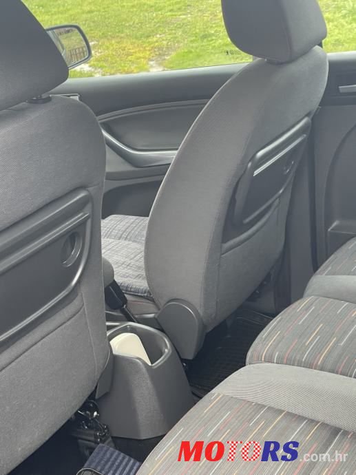 2009' Ford C-MAX photo #6