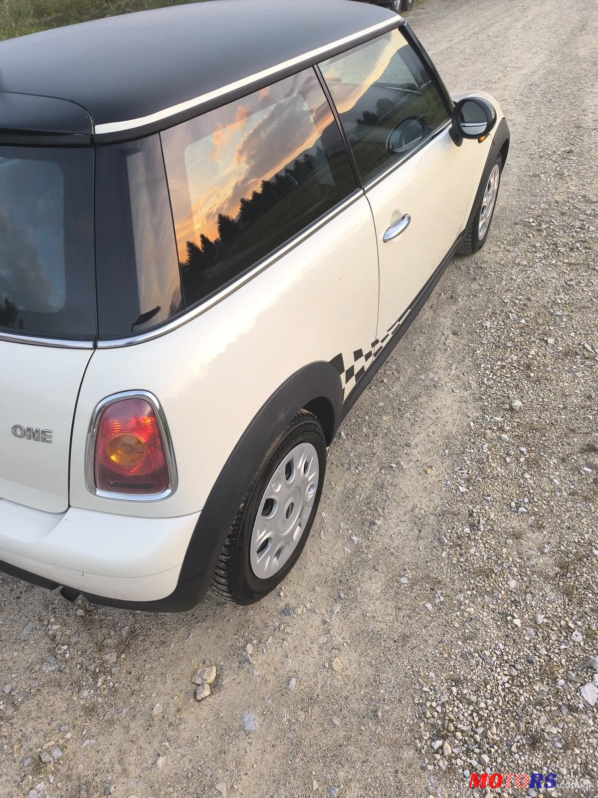 2008' MINI One 1.4, R56 photo #3