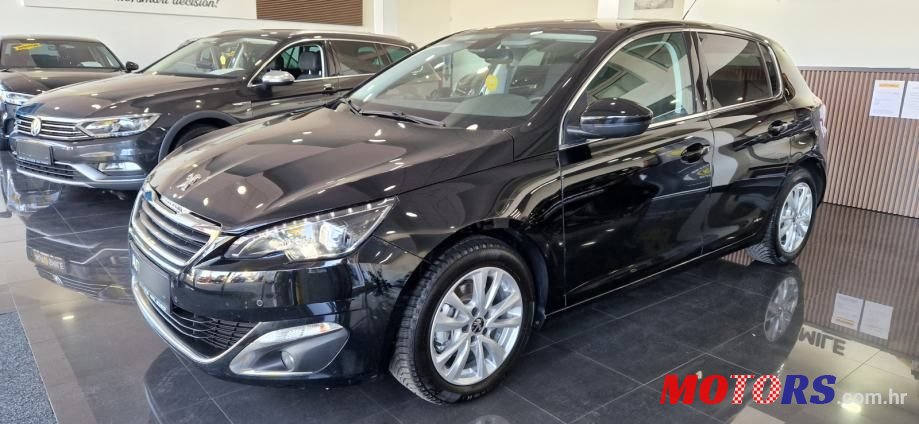 2015' Peugeot 308 1,2 photo #5