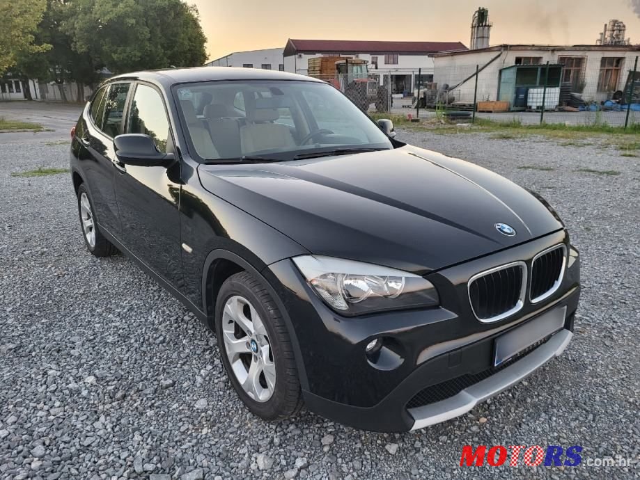 2011' BMW X1 Sdrive18D photo #3