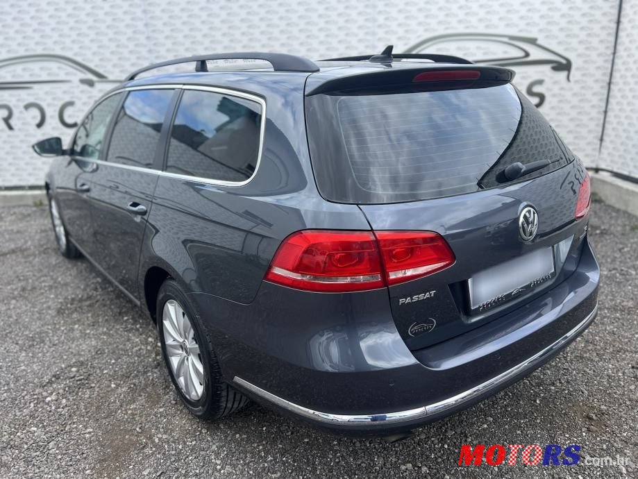 2012' Volkswagen Passat Variant photo #5
