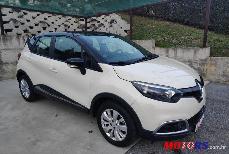 2015' Renault Captur Dci 90 photo #1