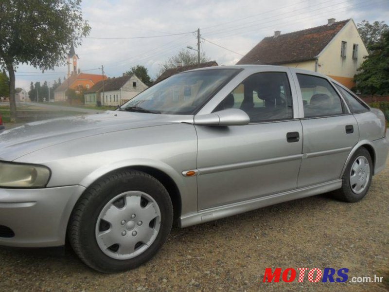 1999' Opel Vectra Gl 2,0 Dti 16V photo #3