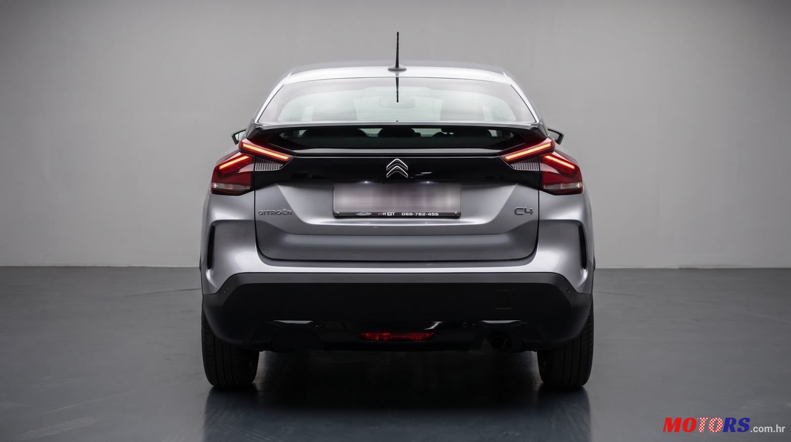 2024' Citroen C4 1,2 Puretech photo #6