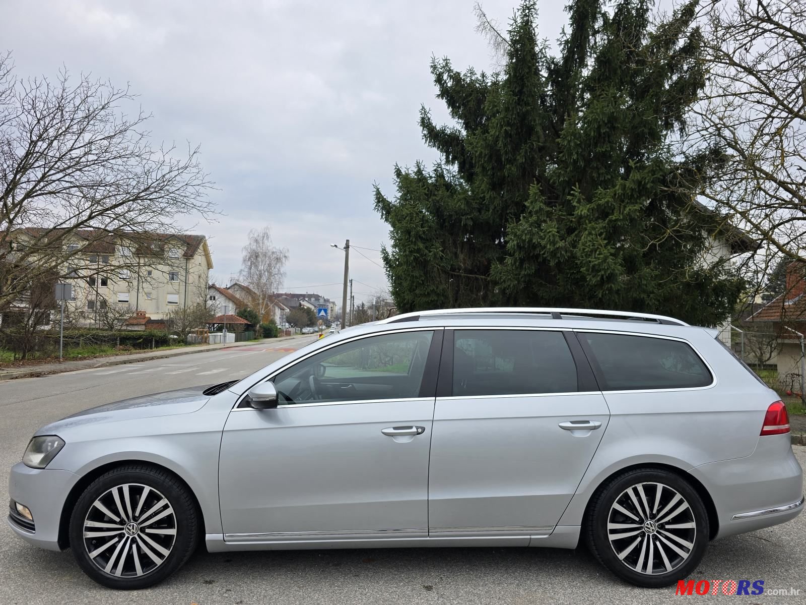 2012' Volkswagen Passat Variant photo #2